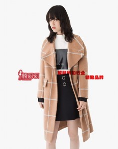 一線大牌女裝太平鳥廠家一手貨源庫存尾貨超低價走份清倉
