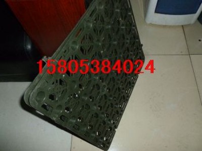 供應(yīng)孝感防穿刺排水板%十堰建筑屋頂綠化PE濾水板