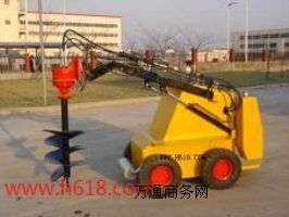 小型滑移挖坑機