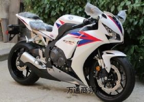 2012ȫ°ɫCBR1000RRr(ji)3000Ԫ