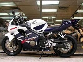 ȫԭbM(jn)ڱCBR400RRr(ji)2500Ԫ