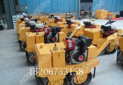 800a型全液壓手扶式雙輪壓路機(jī)