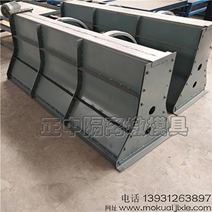 隔離墩模具