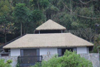 Ϸé