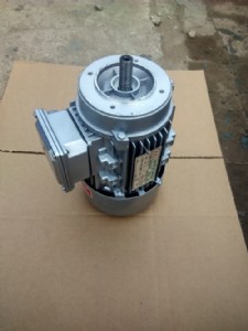 һN늄әCy2-7124 0.37kw  4 Pʽ