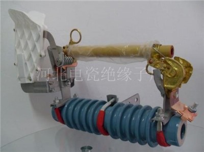 跌落式熔斷器，高低壓隔離開(kāi)關(guān)