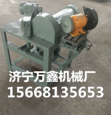 濟(jì)寧萬(wàn)鑫機(jī)械廠專(zhuān)業(yè)生產(chǎn)鋼纖維機(jī)