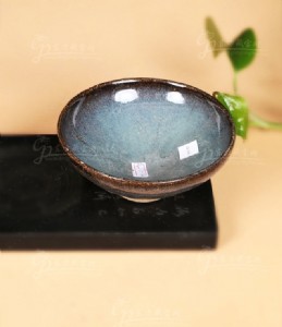 東方藏寶網：古董藝術品交易以人為本藏品火熱征集