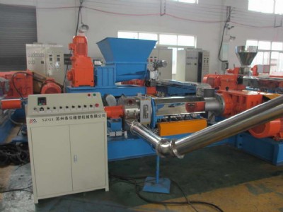 供應(yīng)GL-180滑石粉母料造粒機
